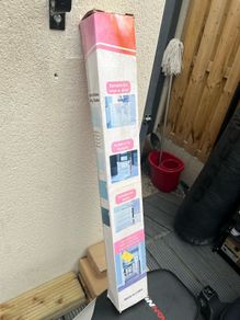 Retractable Baby Gate extend to 180cm