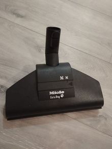 Miele Brush