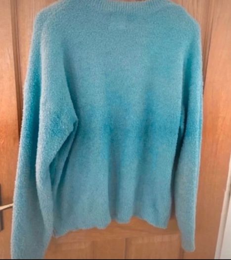 Warm snuggly jumper size medium