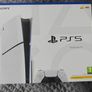 PlayStation 5 Slim disc edition and Vr2 Image 2