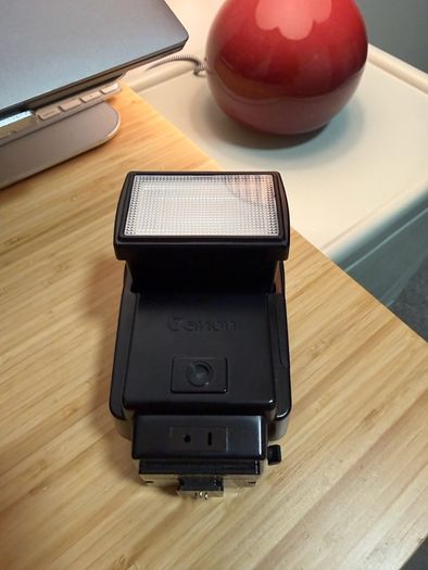 Canon Speedlite 199A