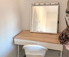 vanity table and mirror