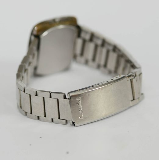 Vintage Accurist LCD Quartz Watch