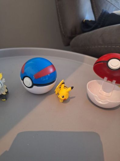 pokemon balls