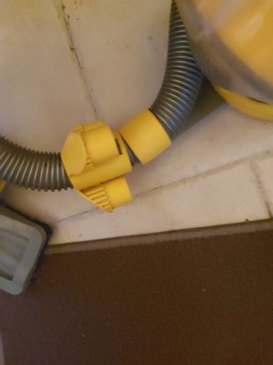 DYSON DC05, for parts or repair, not powering on