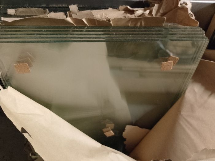 Laminated glass