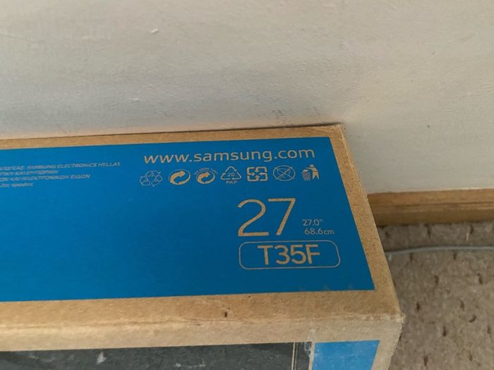 Samsung 27" T35F Monitor