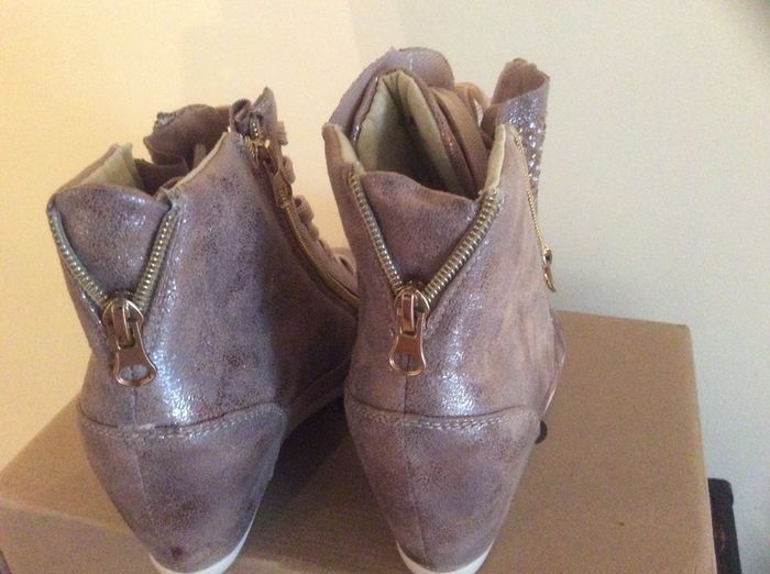 Ankle high top boots