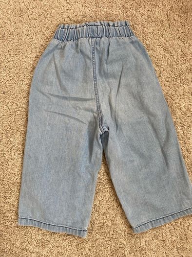Lovely trousers 5-6 years old like new