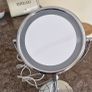 Magnifying beauty mirror Image 7