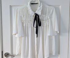 Zara Cream Ruffle Blouse Size Small