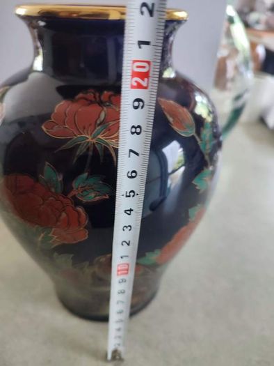 Vintage Arklow Pottery vase Oriental Paradise. Art Collection.