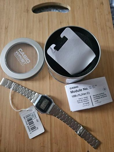 Casio watch 30-38 mm new with tag
