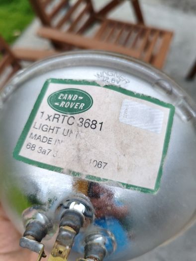 Land rover sealed beam