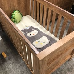Child's cot / bed