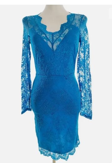 River island lace dress