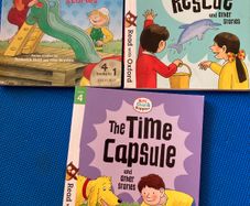 Read with Oxford Biff, Chip and Kipper three four-in-one books