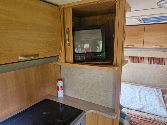 Swift Caravan