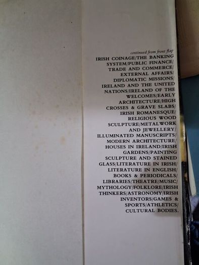 Encyclopaedia of Ireland / Figgis / 1st ed., / 1968