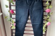 jeans  bnwot Levi Demi curve range size w29 Us 8