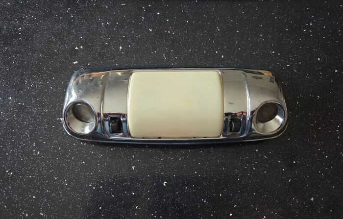 Chevrolet 70-80s (Caprice, Impala, Camaro) Dome light