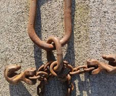 Price Drop ! 16ft lifting chain with top hooks