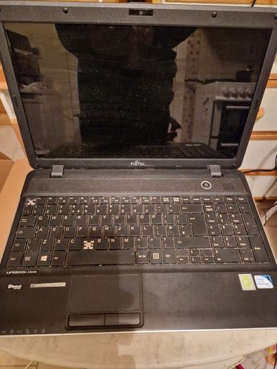 Fujitsu 15.6 inch Laptop, Windows 10, 6GB Ram, 120GB HDD, Intel Pentium CPU B960 2.2GHz
