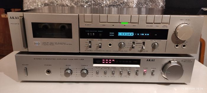 Akai AM-U22 Stereo Integrated Amplifier