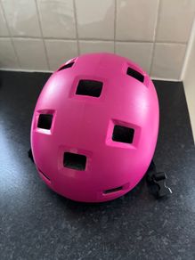 Kids helmet pink