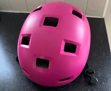 Kids helmet pink