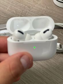 AirPods pro 1g (Left side earphone NOT WORKING PROPERLY)