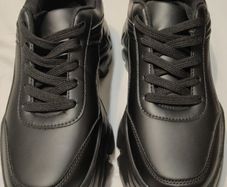 High black trainers.