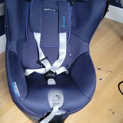 Cybex iSize car seat 6 months - 4 years old - no crashes