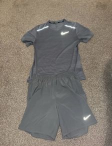 Grey Nike miler set