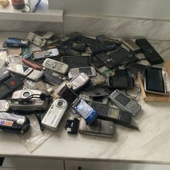 phones lot