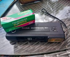 Vintage Kodak Ektralite 10 camera, with film, D18 post 8e
