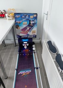 Bowling alley