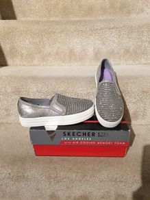 New Skechers memory foam size 1uk