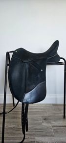 2021 Wintec Isabell Werth Dressage Saddle Bundle 17inch CAIR