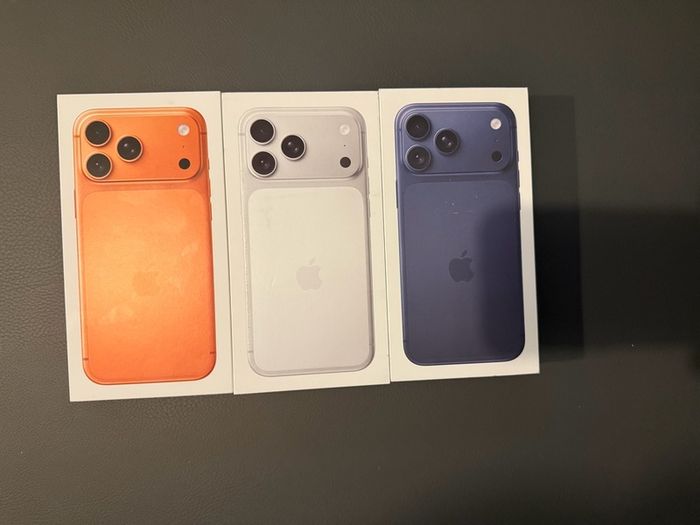 iphone 17 pro max 512GB (IRISH STOCK) Brand New Sealed 1 year Apple warranty Free Phone cover and screen protector RECEIPT