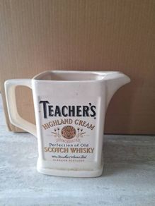 Teachers pub Jug