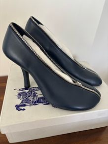 Burberry Navy Leather Baby Zip Heels Size 8