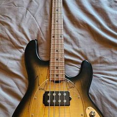 Sterling Stingray Ray34 HH Bass