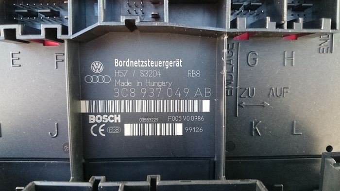 Vw Caddy Golf Jetta Passat Scirocco Onboard Supply Control Unit - 3c8 937 049 Ab