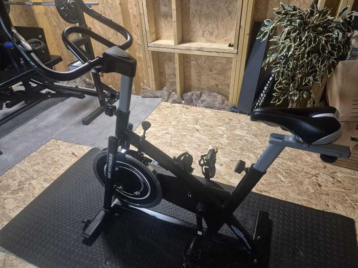 Hit Fitness G6 Indoor Exercise Bike