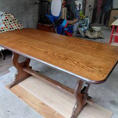 Oak dining table
