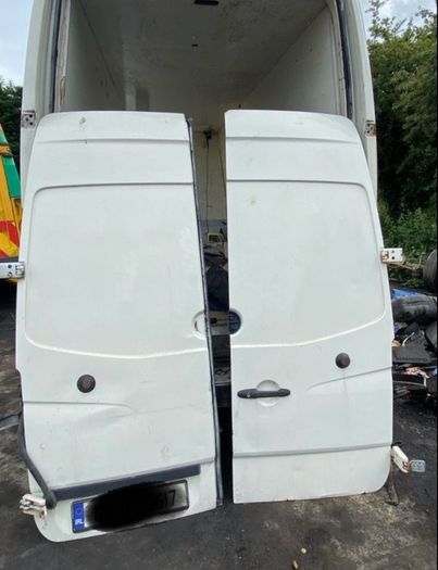 Mercedes sprinter/Volkswagen crafter parts