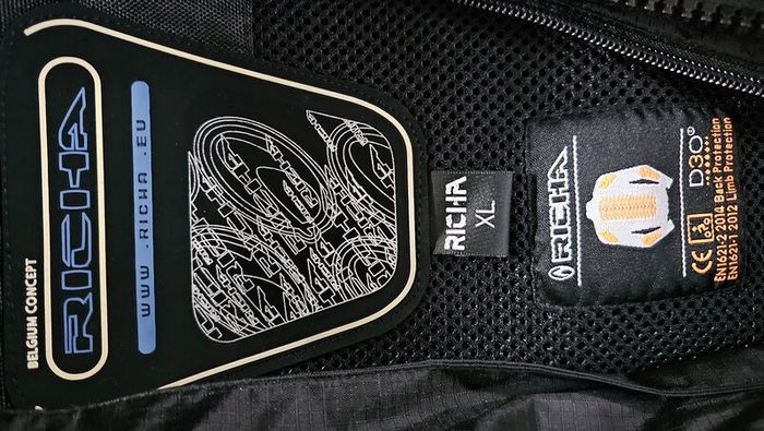 Motor cycle gear