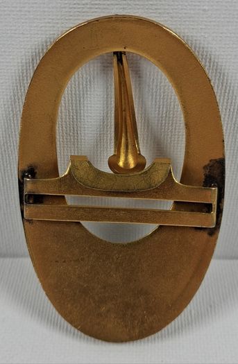 Antique gold tone belt buckle