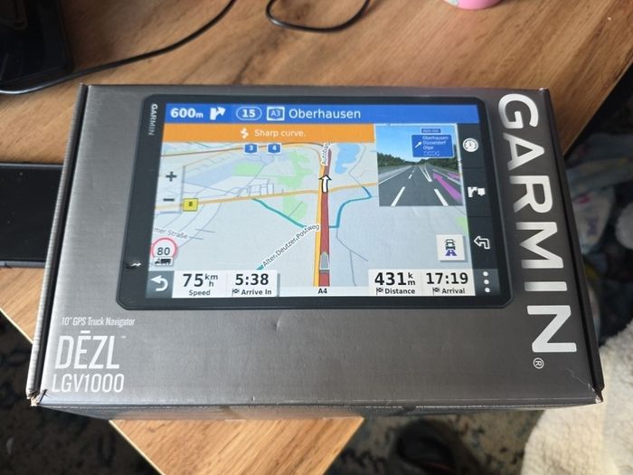 garmin dezl lgv1000 truck sat nav